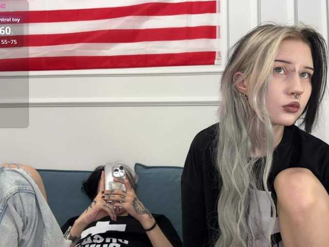 VeryRareTwins's BongaCams show and profile