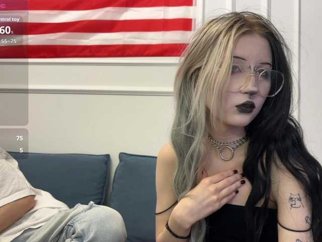 VeryRareTwins's BongaCams show and profile