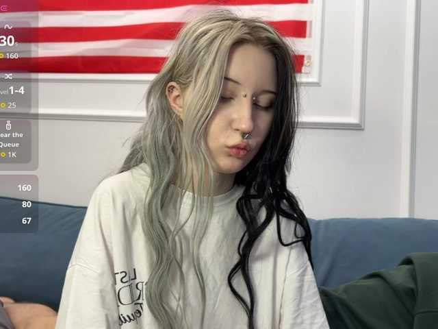 VeryRareTwins's BongaCams show and profile