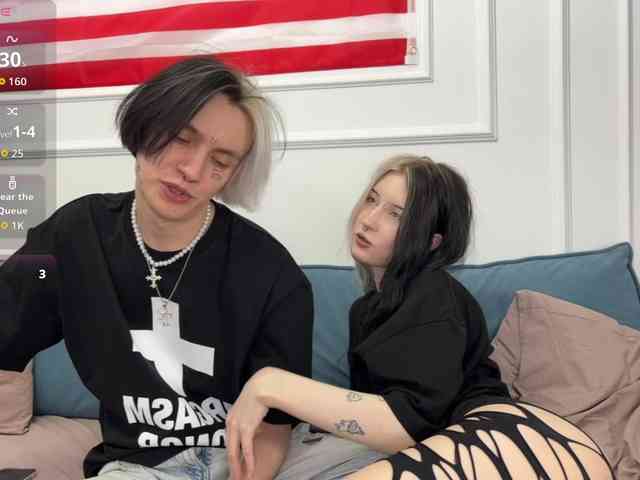 VeryRareTwins webcam