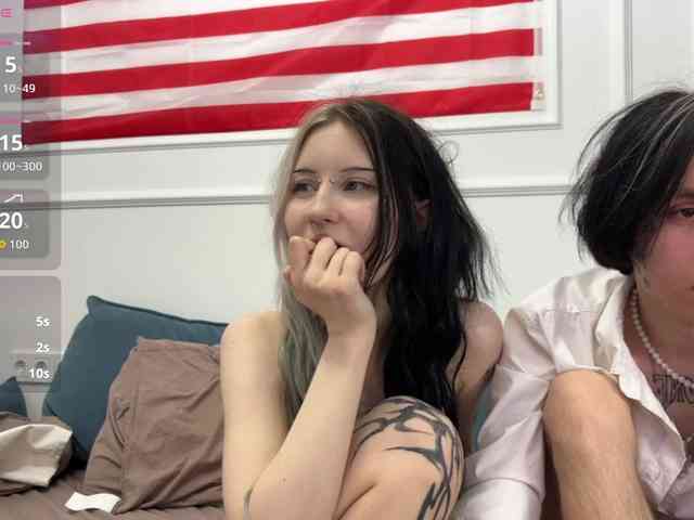 VeryRareTwins webcam