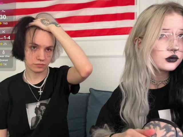 VeryRareTwins webcam