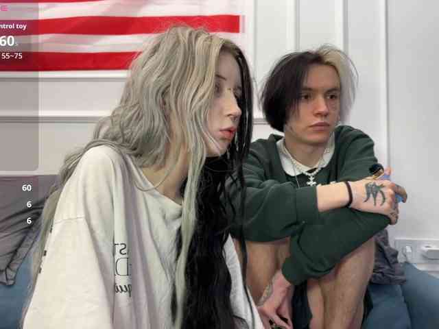 VeryRareTwins webcam