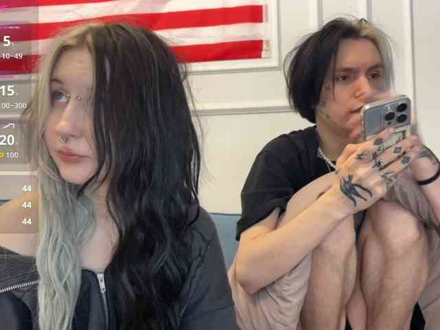 VeryRareTwins webcam