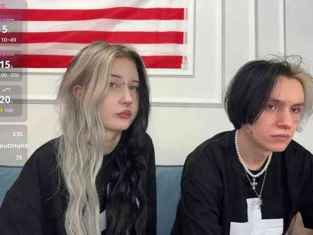 VeryRareTwins webcam