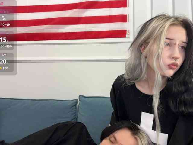 VeryRareTwins webcam