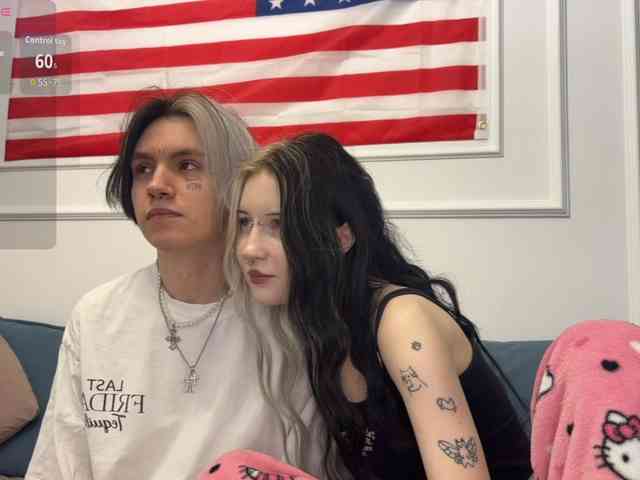 VeryRareTwins webcam