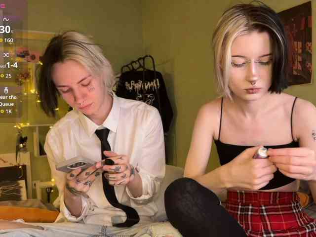 VeryRareTwins webcam