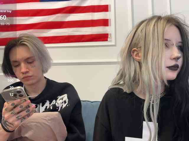 VeryRareTwins webcam