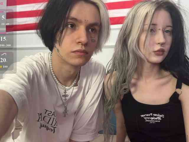 VeryRareTwins webcam