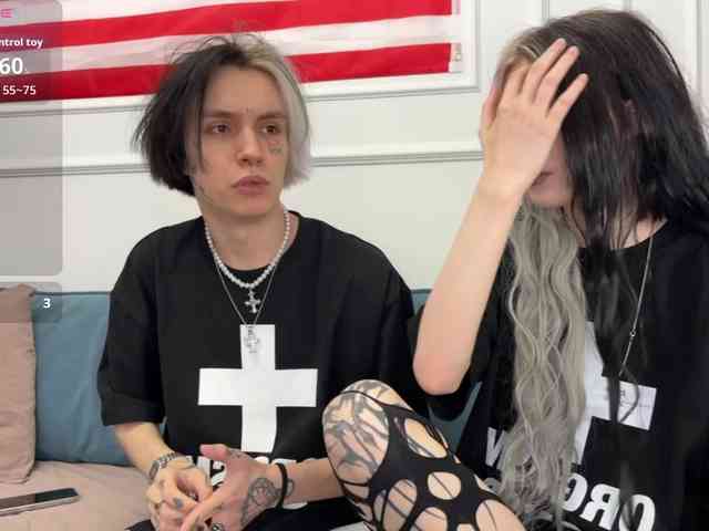 VeryRareTwins webcam