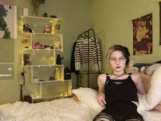 VeryRareTwins webcam