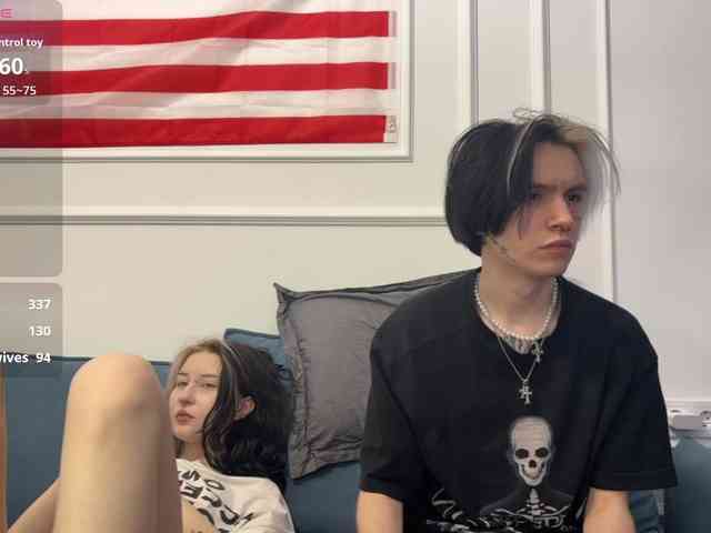 VeryRareTwins webcam