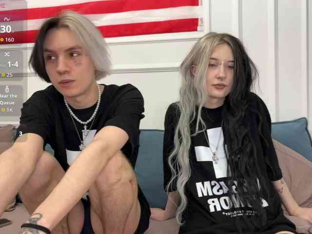 VeryRareTwins webcam