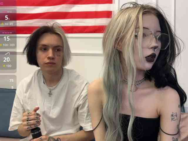 VeryRareTwins webcam