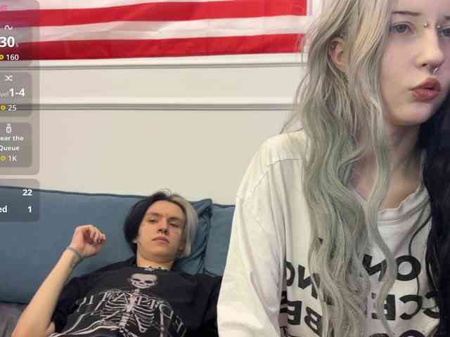 VeryRareTwins webcam