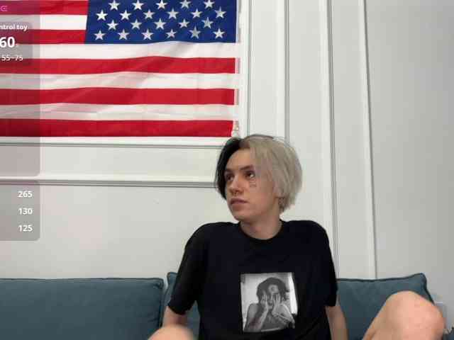 VeryRareTwins webcam