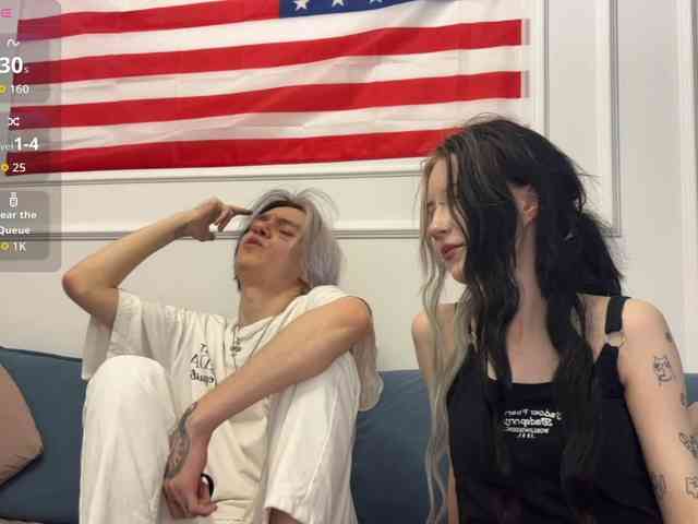 VeryRareTwins webcam