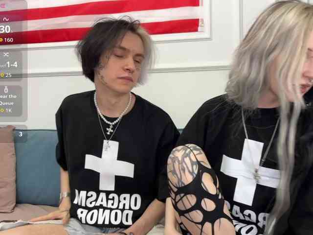 VeryRareTwins webcam