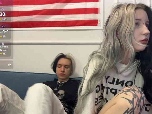 VeryRareTwins webcam