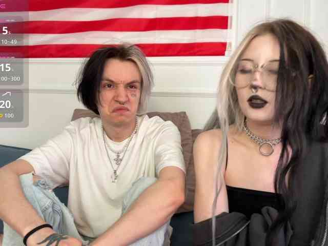 VeryRareTwins webcam