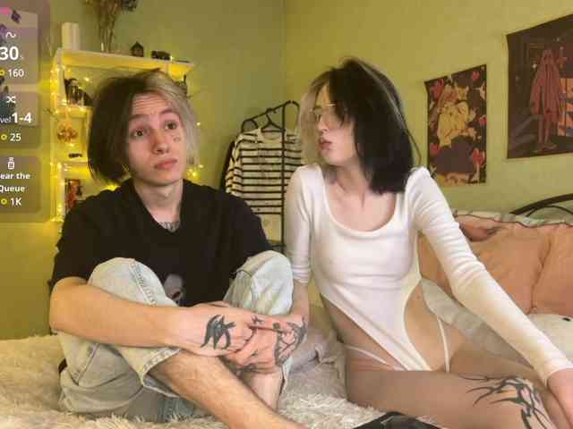 VeryRareTwins Live Webcam on BongaCams