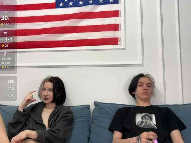 VeryRareTwins webcam