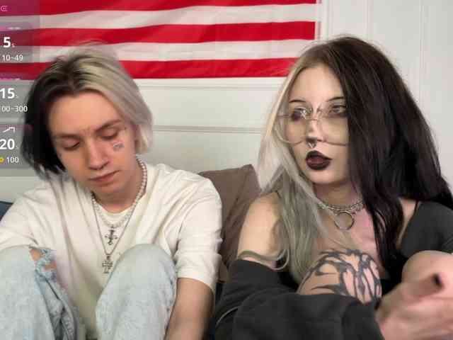 VeryRareTwins webcam