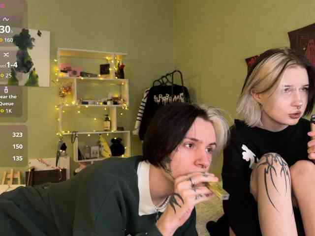 VeryRareTwins webcam