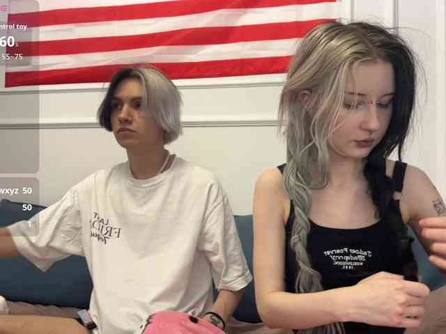 VeryRareTwins webcam