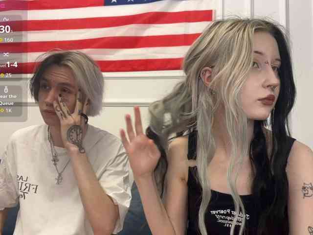 VeryRareTwins webcam