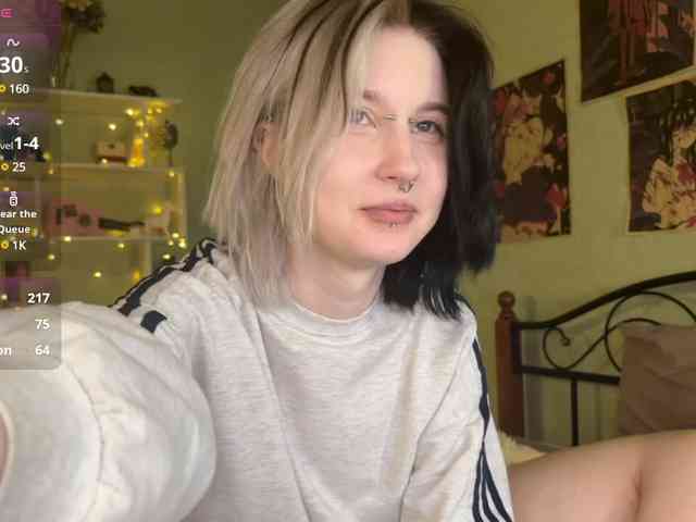 VeryRareTwins webcam