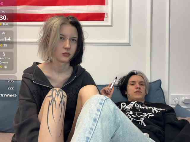 VeryRareTwins webcam