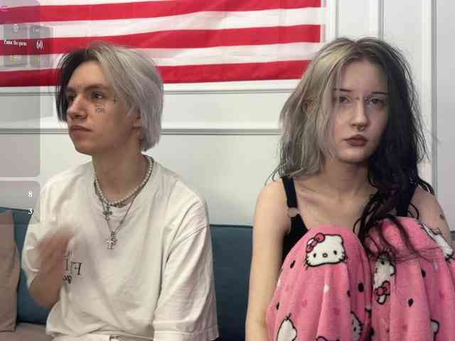 VeryRareTwins webcam