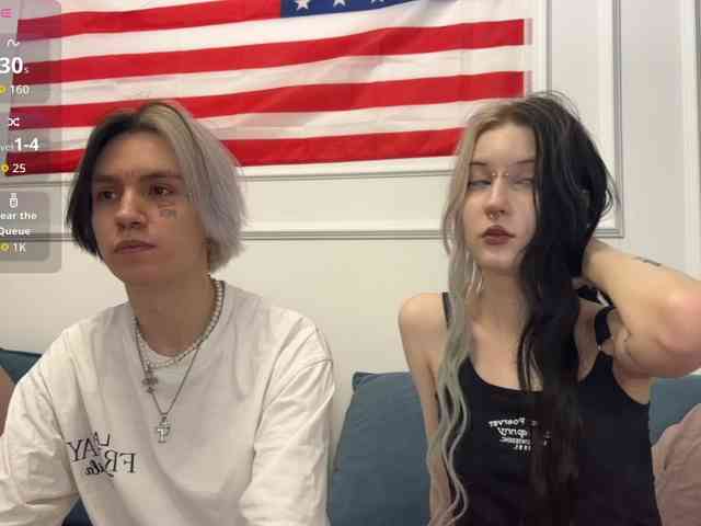 VeryRareTwins webcam