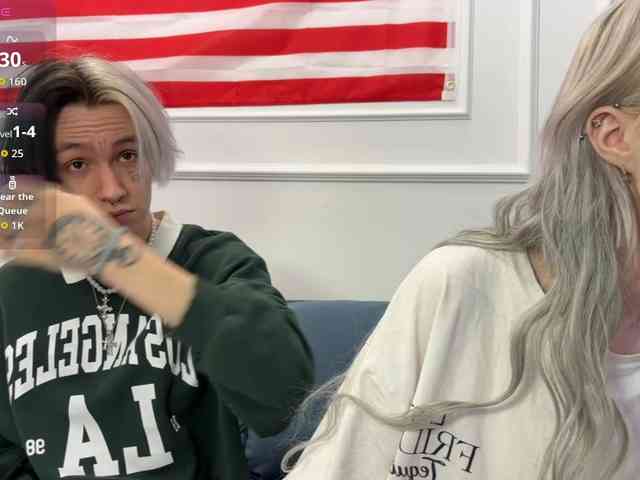 VeryRareTwins webcam