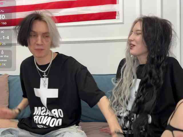 VeryRareTwins webcam