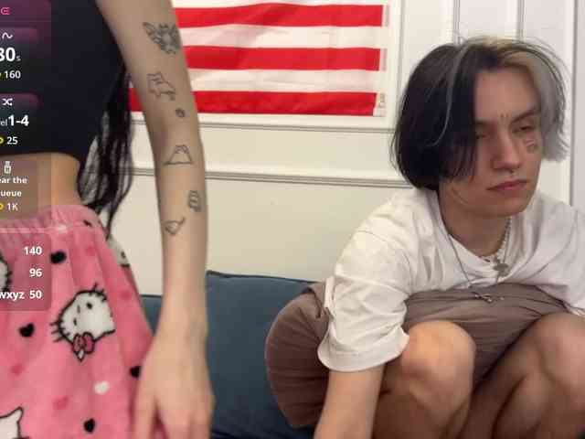 VeryRareTwins webcam