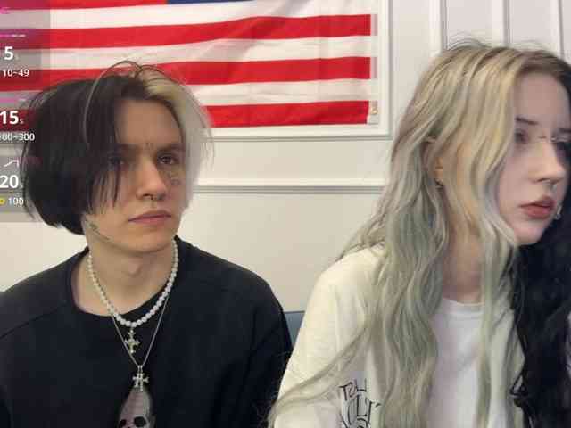 VeryRareTwins webcam