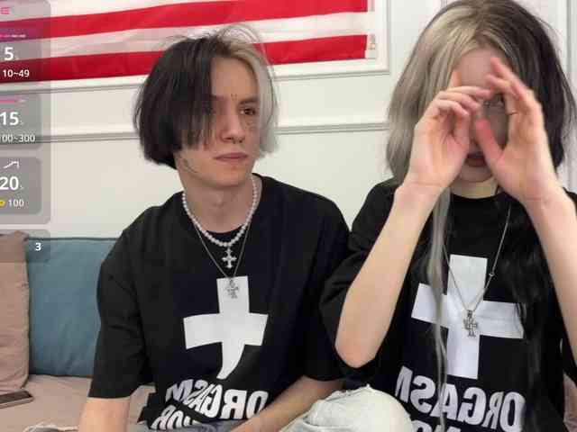 VeryRareTwins webcam