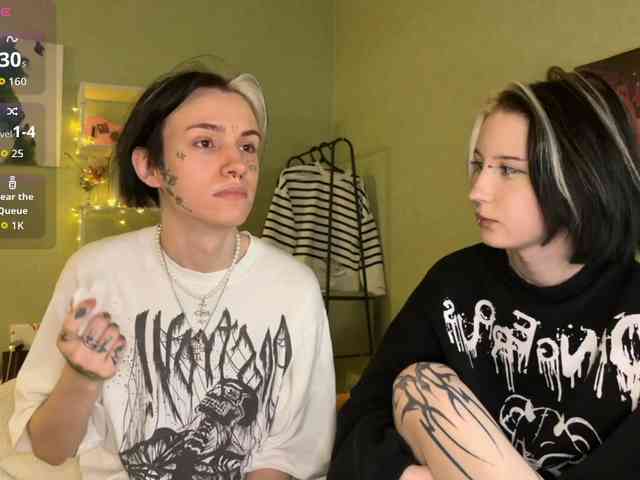 VeryRareTwins webcam