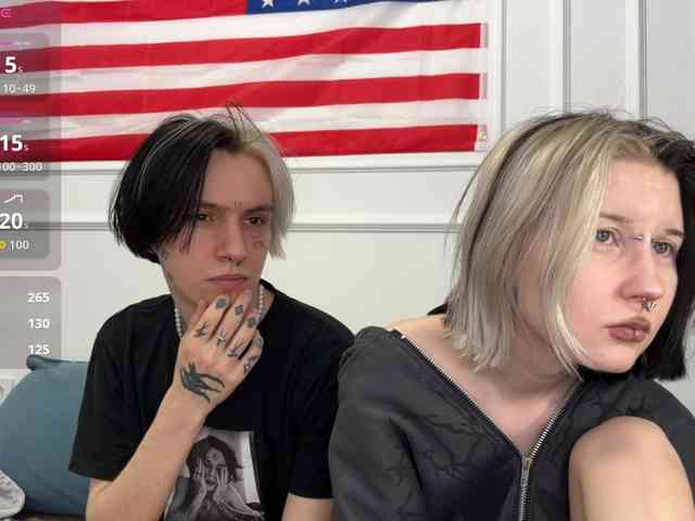 VeryRareTwins webcam