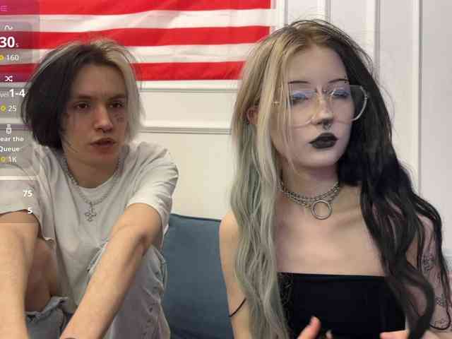 VeryRareTwins webcam
