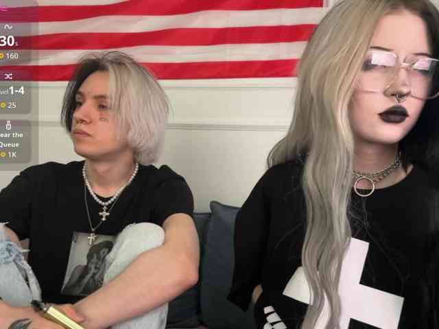 VeryRareTwins webcam