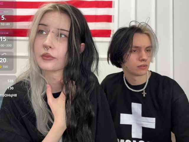 VeryRareTwins webcam