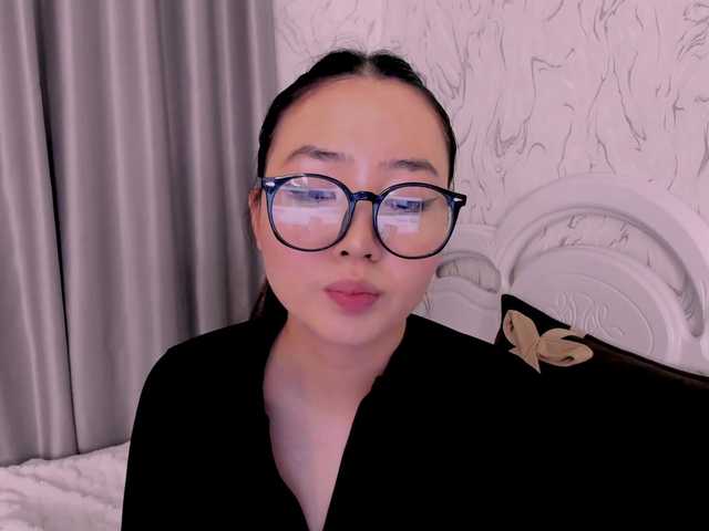 spooky-tyan's BongaCams show and profile