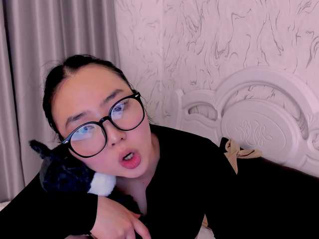 spooky-tyan's BongaCams show and profile