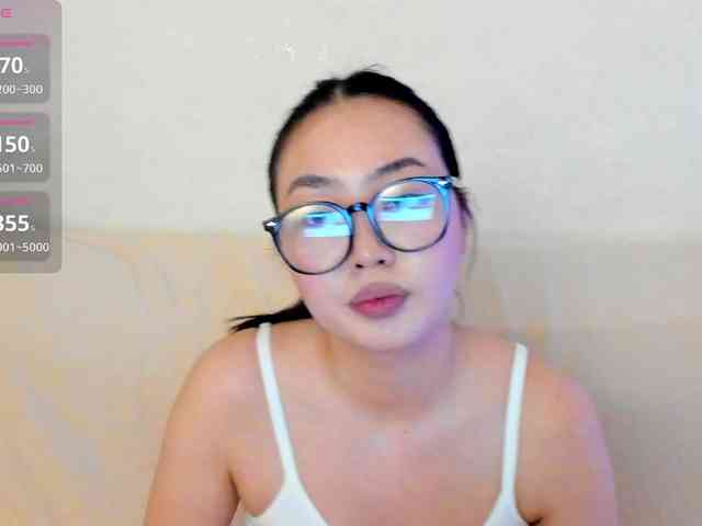spooky-tyan webcam