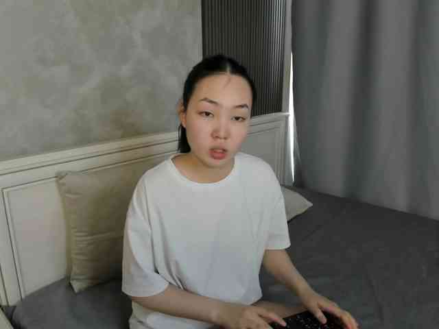 spooky-tyan webcam
