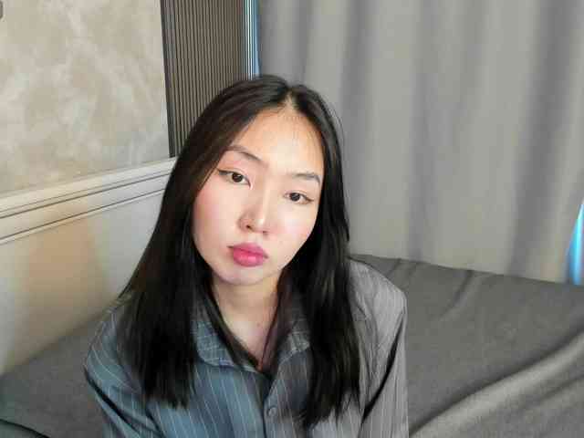 chat nude Spooky-tyan